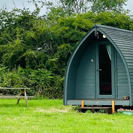 Yule Tree Campsite Helston Exterior foto